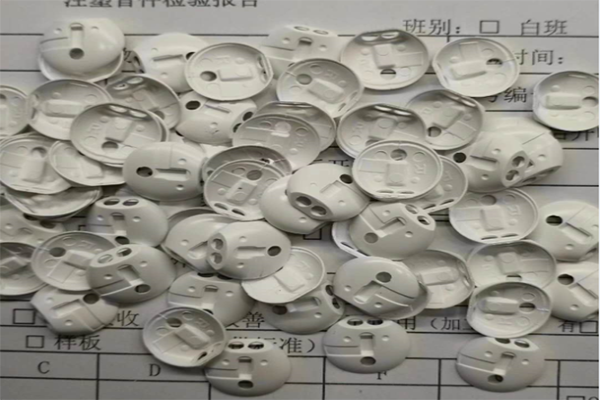 深圳塑胶模具加工厂&mdash;&mdash;博腾纳13年经验更对味您的需求